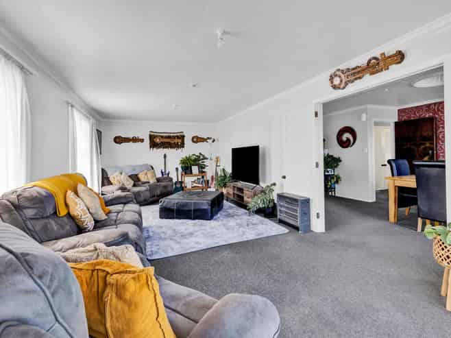 70 Camberwell Road, Hawera