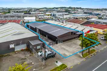 Refurbished & Standalone w Split-Risk Factor