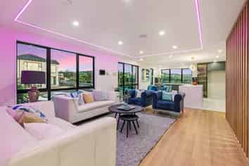 140 McQuoids Road, Flat Bush