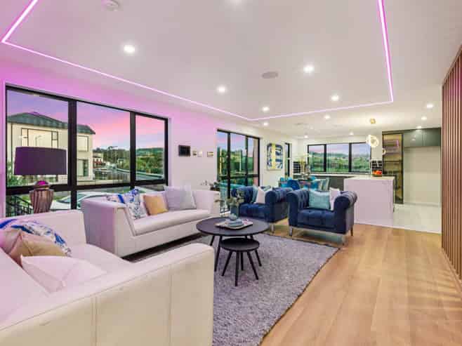 140 McQuoids Road, Flat Bush