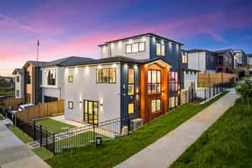 140 McQuoids Road, Flat Bush