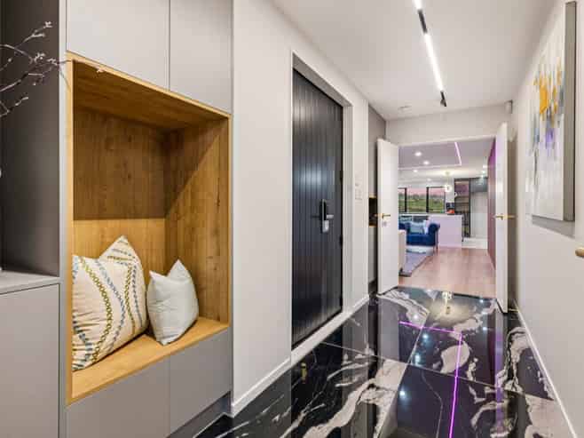 140 McQuoids Road, Flat Bush