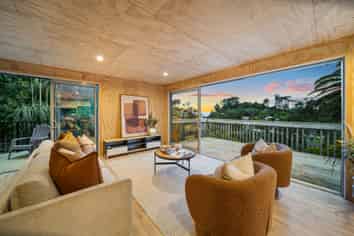 78 Warner Park Avenue, Laingholm