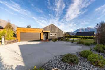 7 Bretby Court, Queenstown