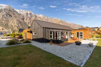 7 Bretby Court, Queenstown
