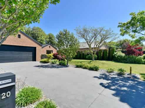 20 The Stables, Woodend