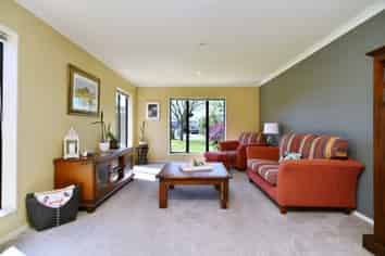 20 The Stables, Woodend