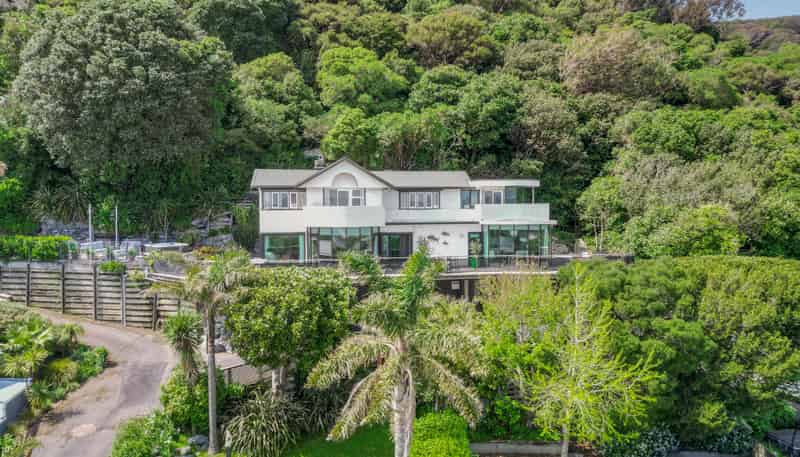 365 Muritai Road, Eastbourne