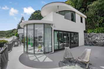 365 Muritai Road, Eastbourne