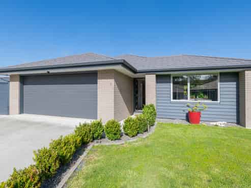 7 Riverboat Lane, Helensville