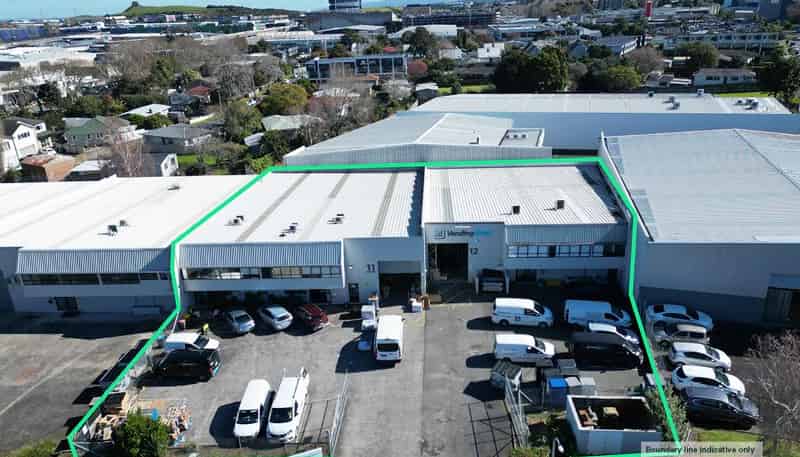  11 & 12 Donnor Place, Mount Wellington