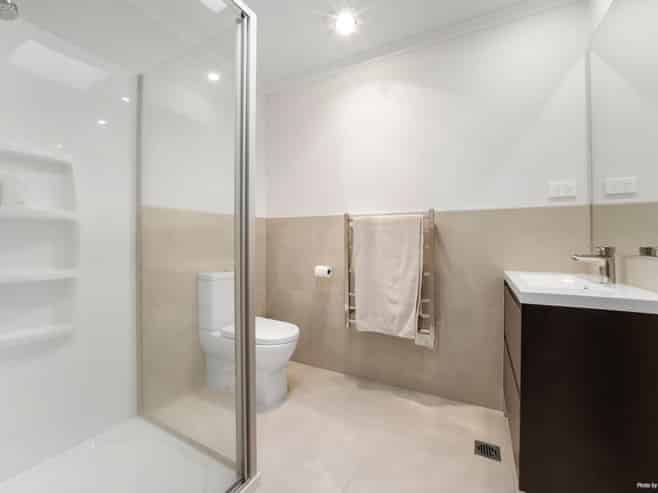 4 Orowaru Avenue, Massey