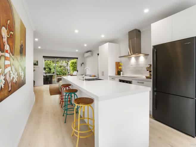 4 Orowaru Avenue, Massey