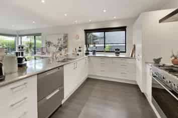 124a Calliope Road, Devonport