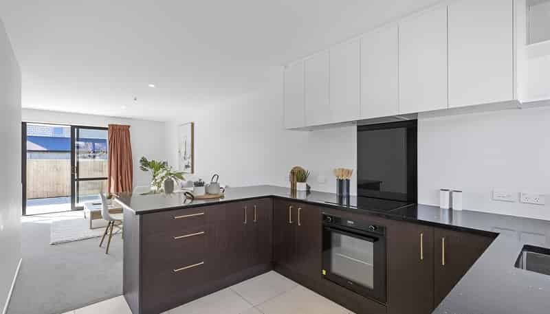 Flat 3/42 Barbour Street, Waltham