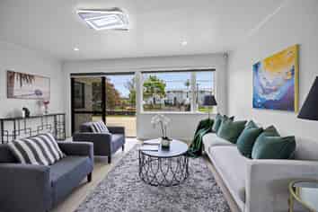 34 Johnstones Road, Otara