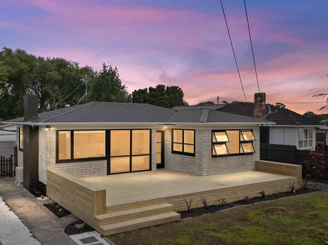 34 Johnstones Road, Otara