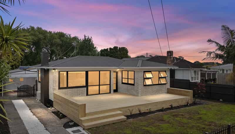 34 Johnstones Road, Otara