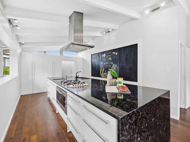 26 Pickwick Parade, Mellons Bay