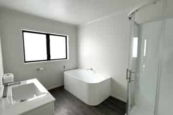 6B Brown Avenue, Carterton