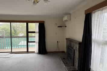 45 Grants Road, Marchwiel