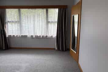 45 Grants Road, Marchwiel