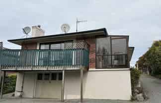 45 Grants Road, Marchwiel