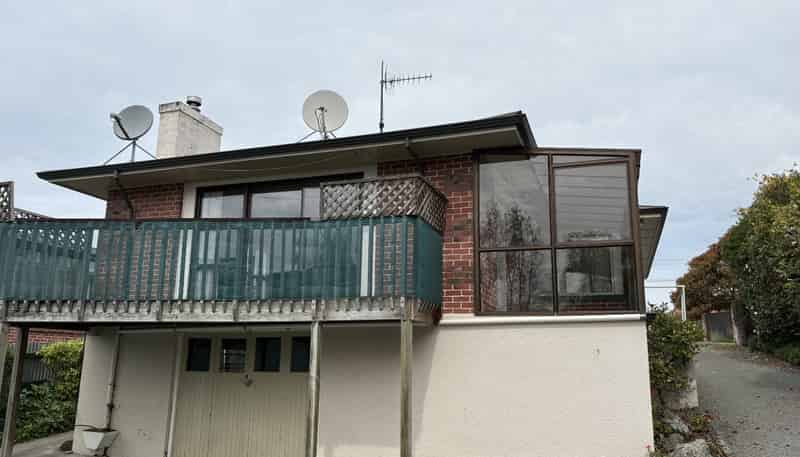 45 Grants Road, Marchwiel