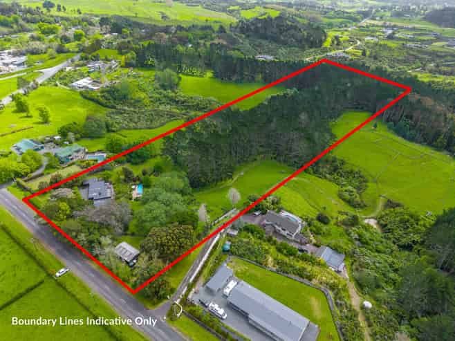 18 Ara-Kotinga, Whitford