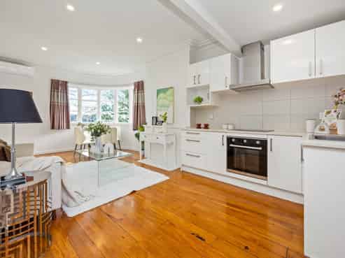 2/886 Dominion Road, Mount Eden