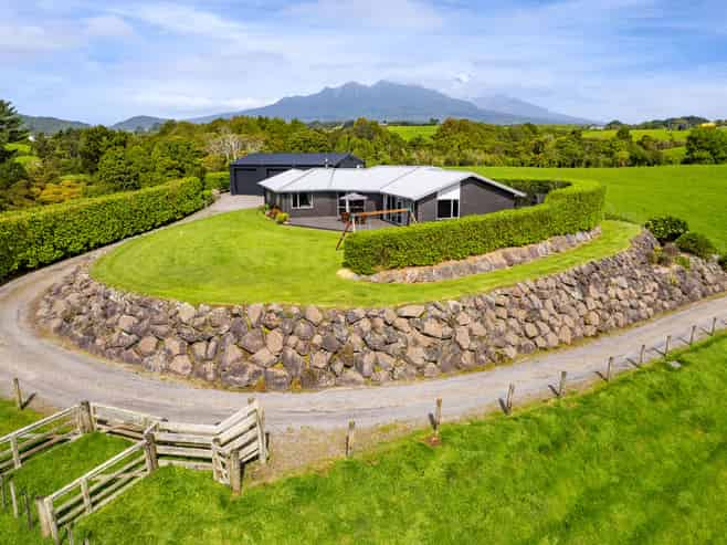 169 Upper Pitone Road, Pitone