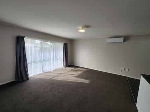 b/34 Shifnal Drive, Randwick Park