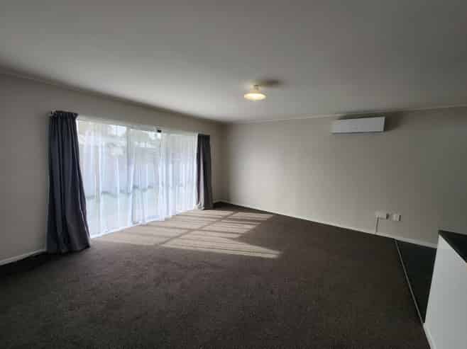 b/34 Shifnal Drive, Randwick Park