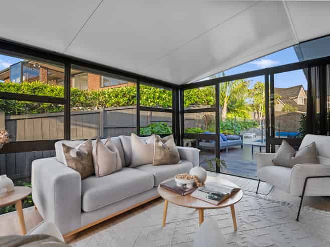 8 Greenbank Drive, Saint Johns