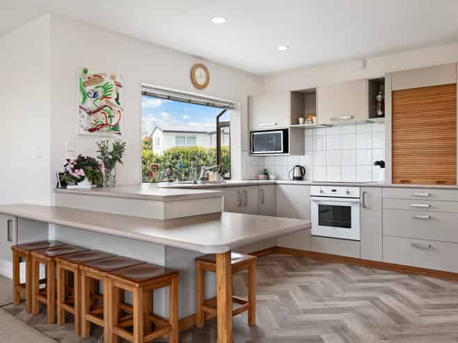 2/63 Fancourt Street, Meadowbank