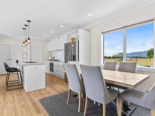 11 Leith Road, Okato