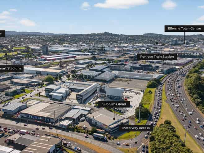 1,730sqm Massive Profile & Gantry Crane