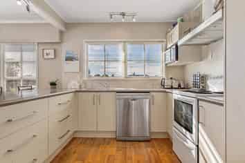 72 Grande Vue Road, Hillpark