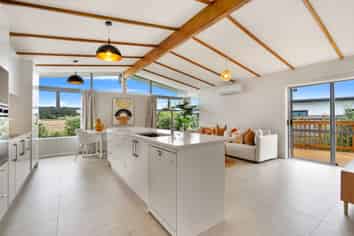 37 Shoemaker Road, Waipu