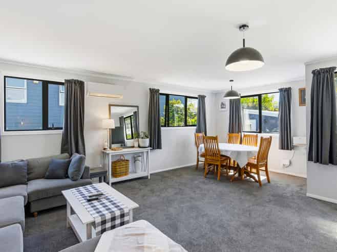 13 Bahama Crescent, Paraparaumu Beach