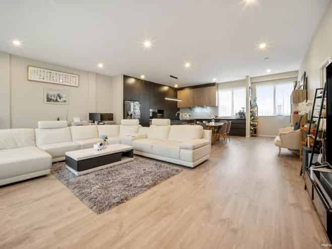 2/24 Pah Road, Epsom