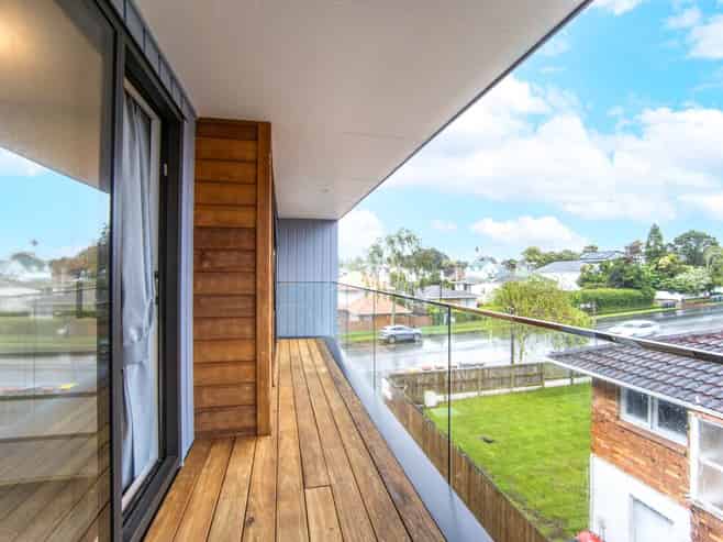 2/24 Pah Road, Epsom