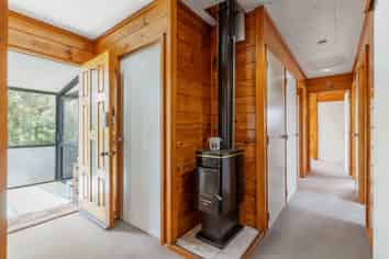 66 Athena Drive, Totara Vale