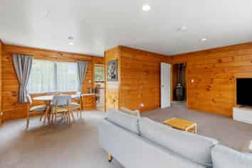 66 Athena Drive, Totara Vale