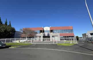 4 Kingsford-Smith Place, Mangere