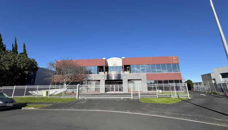 4 Kingsford-Smith Place, Mangere