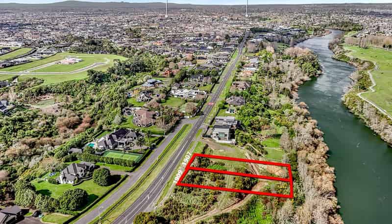 1907&1909 River Road, Flagstaff