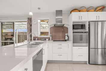 14 Tremough Boulevard, Papamoa