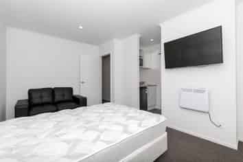 4D/188 Old Farm Road, Hamilton East