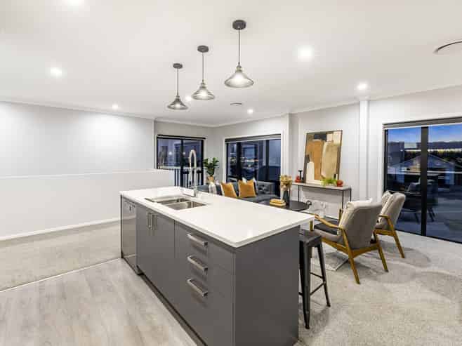 117 John Burke Drive, Aotea